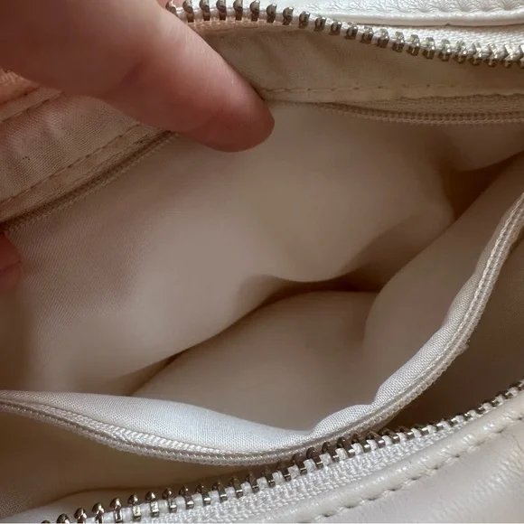 Melie Bianco | Alexandra cream vegan Top Handle Bag - Picture 8 of 11